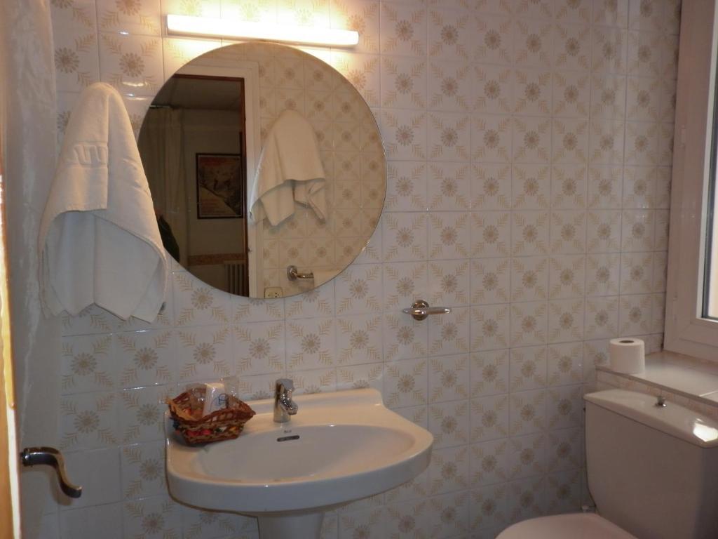 מלון פגסרדה Fonda Cerdanya חדר תמונה